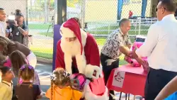 Santa teams up with Boys & Girls Club of Miami-Dade, Alex Rodriguez to give out toys to kids
