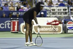 Following Venus Williams’ comment on health insurance, here’s what to know about athlete coverage